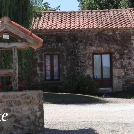 Manoir Courtyard cottage rental Vendee Monsireigne Buitenkant foto
