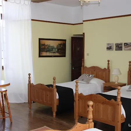 Manoir Courtyard cottage rental Vendee Monsireigne Buitenkant foto